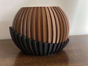 Vaso Zenith - Cor cobre e suporte preto